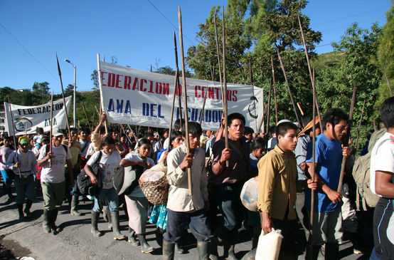 Indígenas Awá de Ecuador