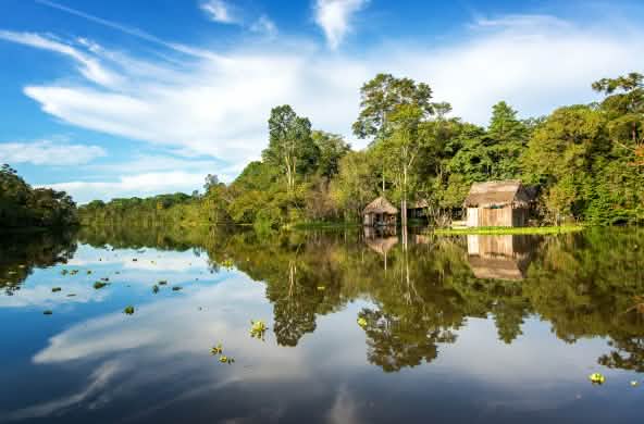 Rio Yanayacu, Alto Amazonas, Perú