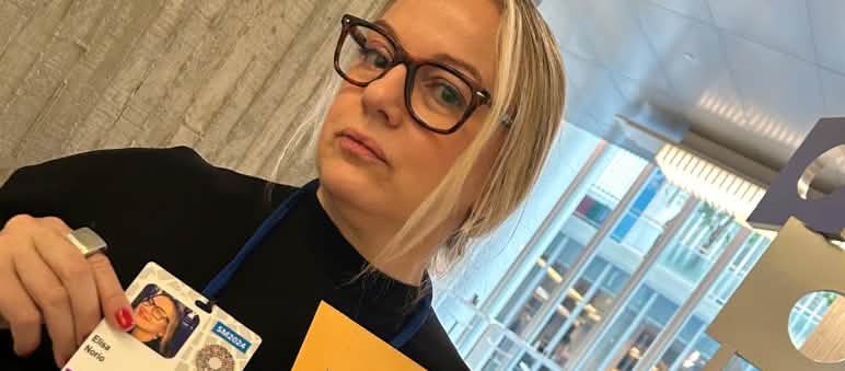 Elisa Norio, de Salva la Selva, presentó la petición “Banco Mundial financia desplazamiento y violaciones de derechos en Tanzania“ en la sede del banco en Washington D.C. Elisa Norio, parte de Salva la Selva, en la sede del Banco Mundial presenta una petición y sus firmas