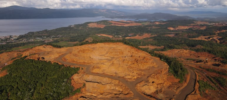 Las actividades de la minera de níquel Vale Indonesia destruyen la selva, denuncia la Alianza Sulawesi Mina de PT Vale Indonesia en Sulawesi Sur