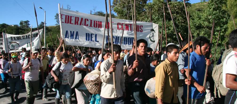 Marcha del pueblo Awá de Ecuador en reivindicación de sus derechos territoriales Indígenas Awá de Ecuador