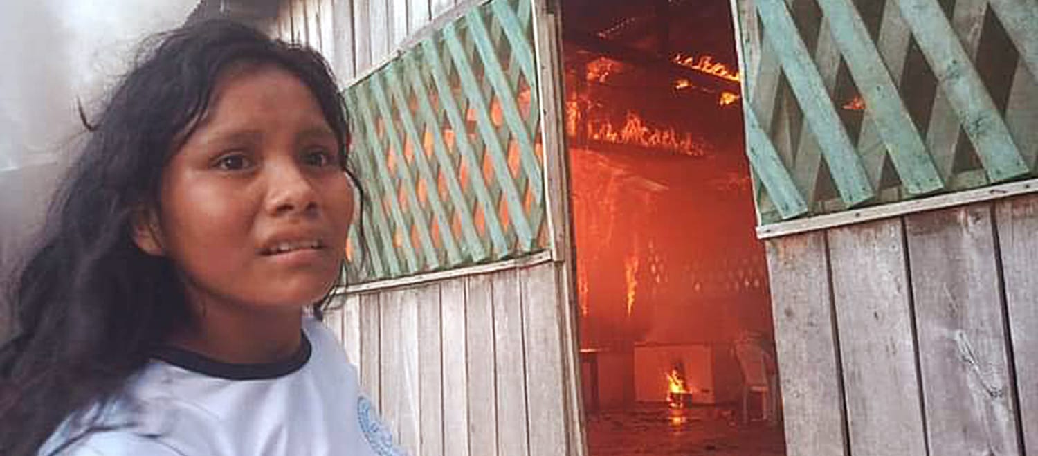 Ataque de la comunidad indígena Munduruku e incendio de una de las viviendas de Fazenda Tapajós