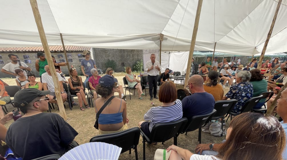 Fernando Queiroga, alcalde de Boticas, en la apertura de las actividades del IV Campamento Barroso sin Minas, en Covas do Barroso, Portugal