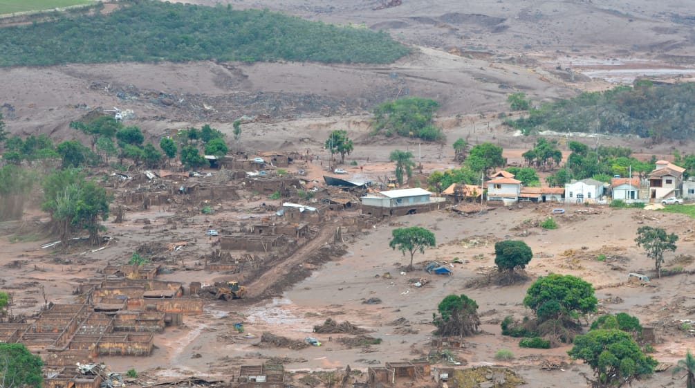 Región destruida por el derrumbamiento de una presa en Mariana, Minas Gerais, Brasil