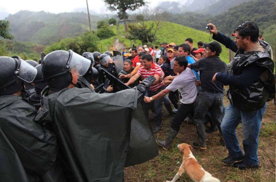 Policías llegan a Intag para quedarse